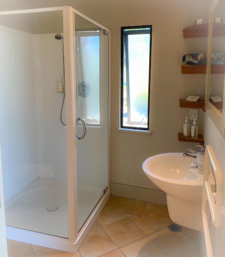 Windhover Suites Tasman Kültér fotó