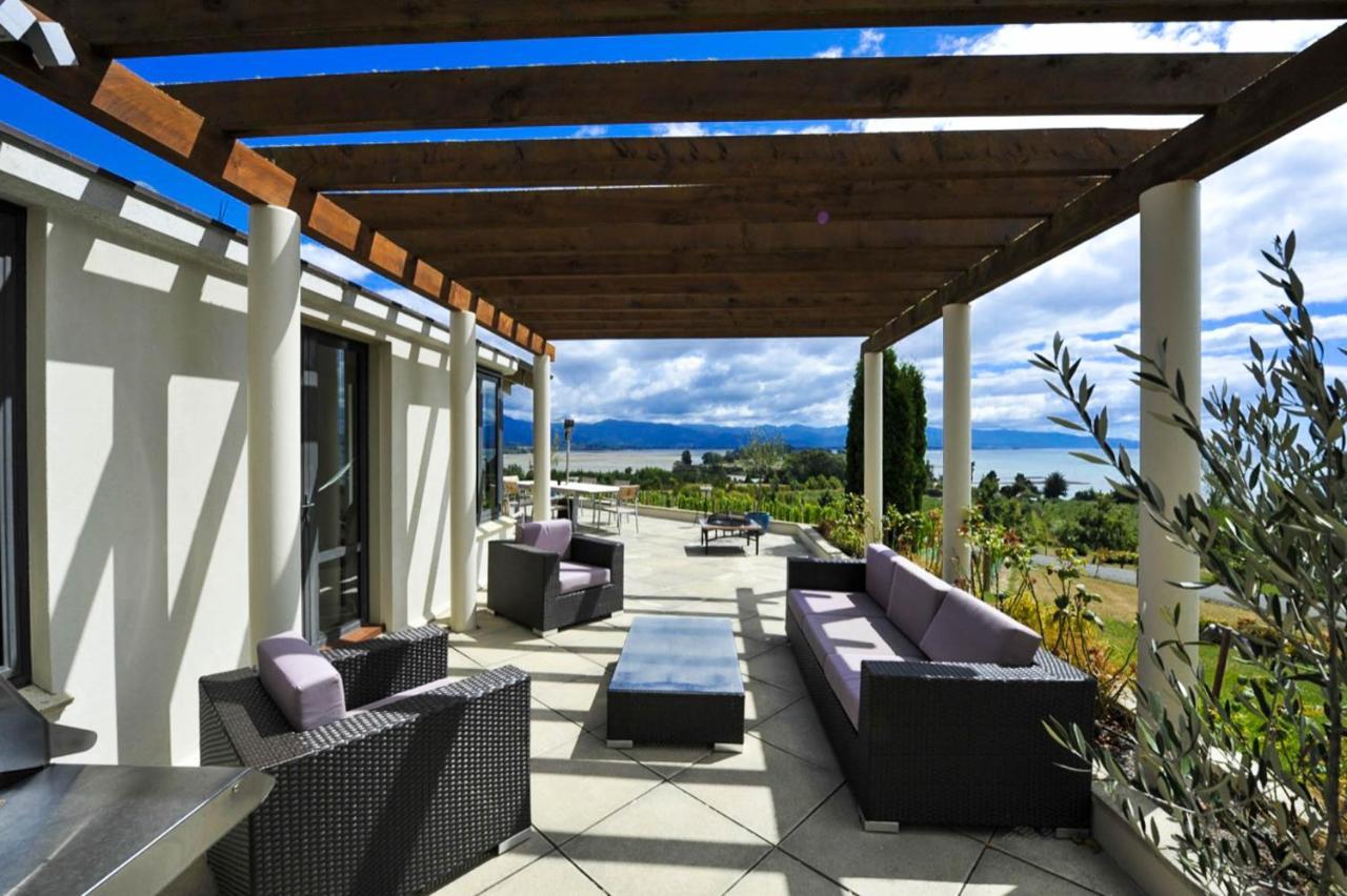 Windhover Suites Tasman Kültér fotó