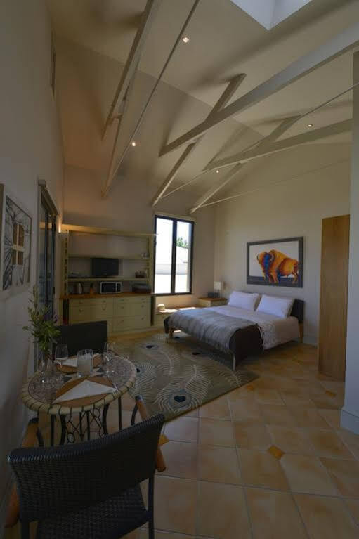 Windhover Suites Tasman Kültér fotó